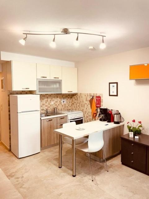 カヴァラΑpartments Anna Deluxeアパートメント エクステリア 写真