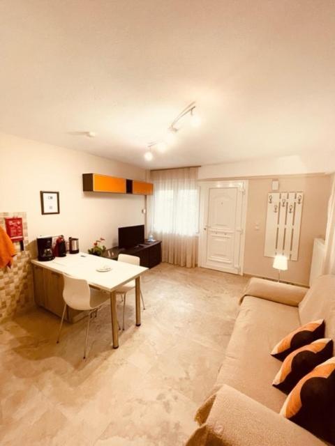 カヴァラΑpartments Anna Deluxeアパートメント エクステリア 写真