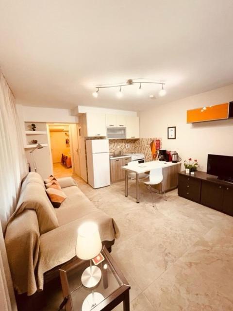 カヴァラΑpartments Anna Deluxeアパートメント エクステリア 写真